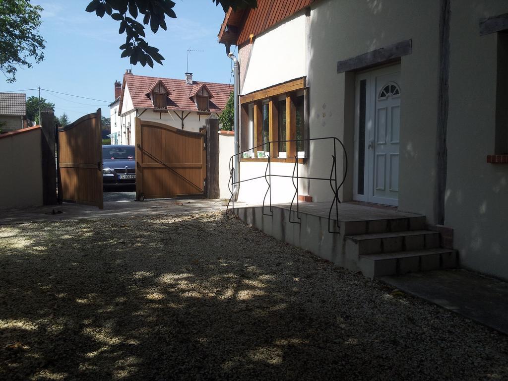 Chambres et Espace Détente Bien-Être Sologn'ami Neuvy-sur-Barangeon Exterior foto